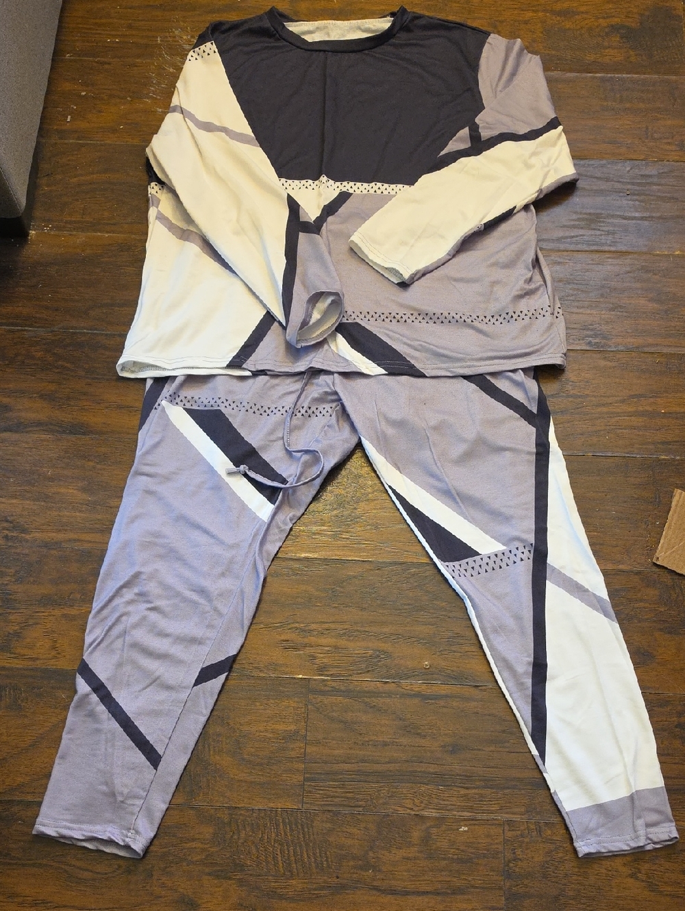 Women’s Lavender Geometric Lounge Jumpsuit